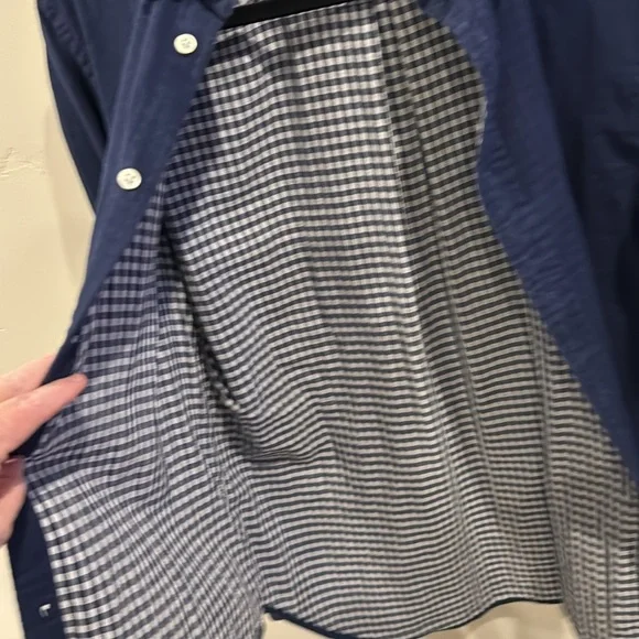 EUC  large Ralph Lauren button down in navy & white checked lining. - Picture 5 of 7